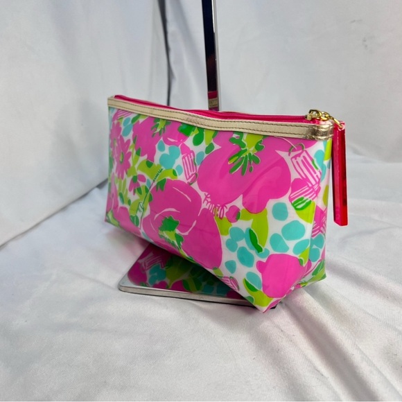 Lilly Pulitzer - Estée Lauder Pink and Green Cosmetic Bag Vibrant Floral Design - Picture 3 of 5